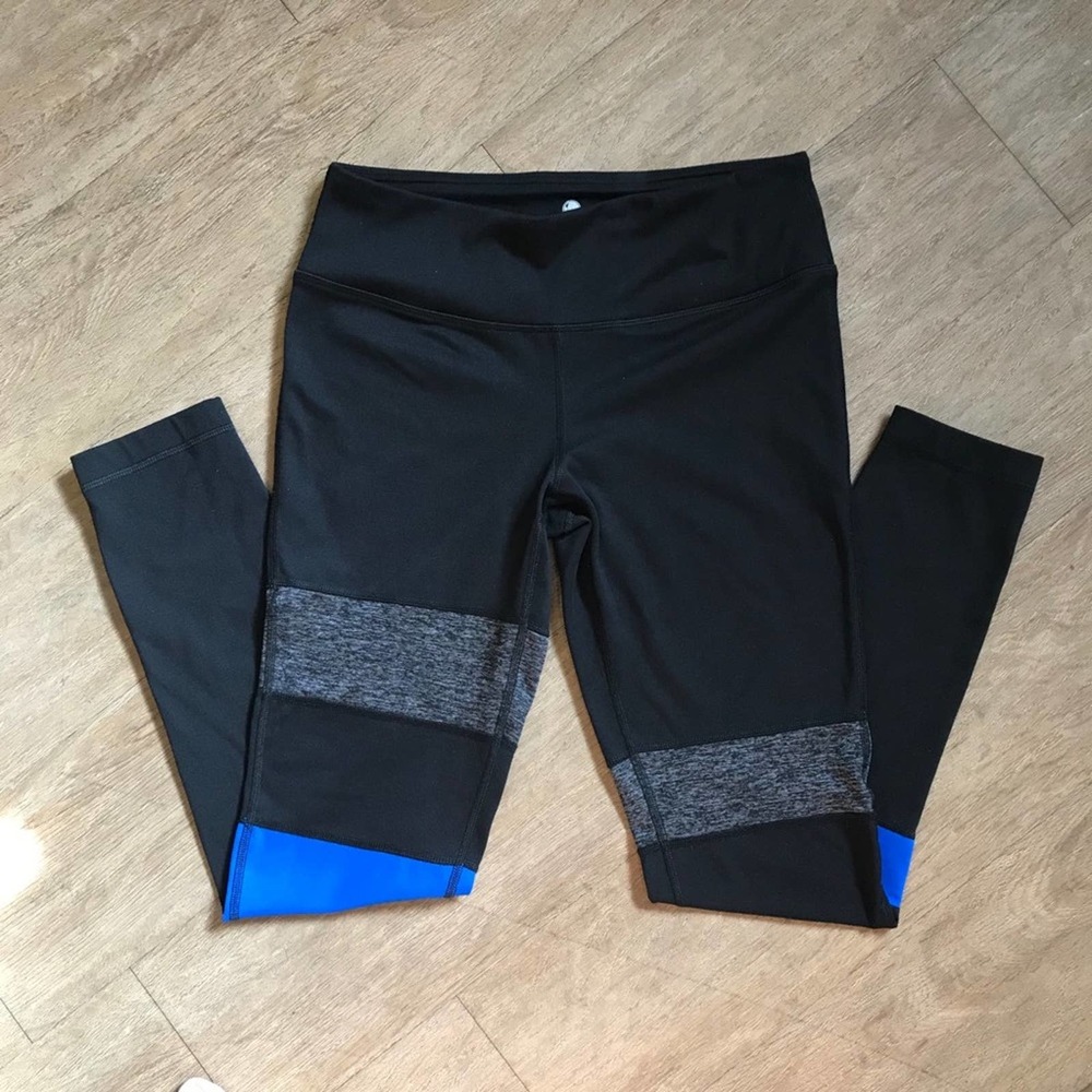 Yogalicious High Rise Ankle Leggings Medium Black